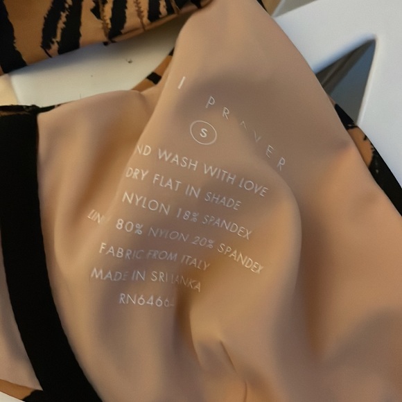 🐯🖤tori praver bikini top ⭐️🖤 - Picture 8 of 10